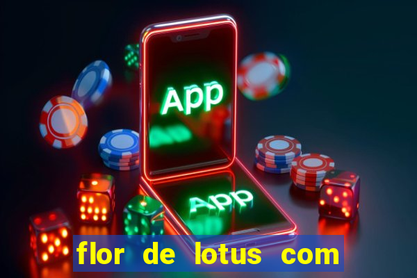 flor de lotus com lua tatuagem